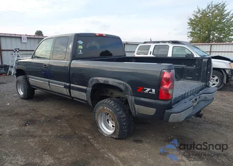 2005 Chevrolet Silverado 1500 Z71 из США, поврежденный, VIN 1GCEK19B75E288118